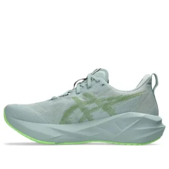 Novablast 5 « Cold Moss Light Orange »