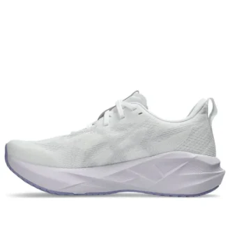 Novablast 5 D Wide « White Lilac Hint »