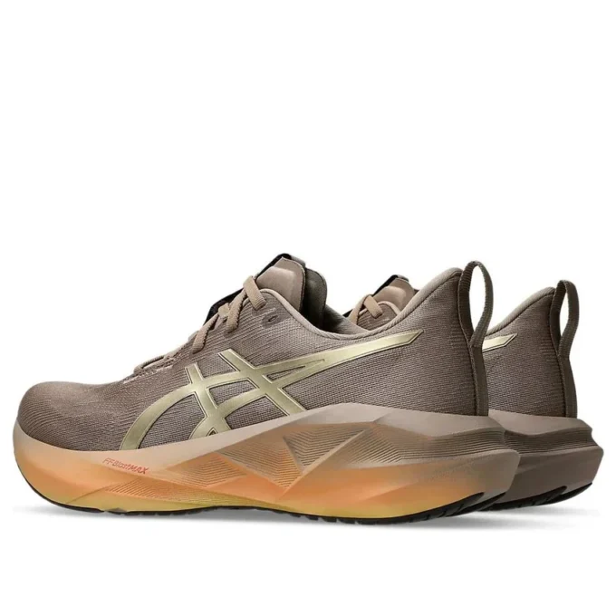 Novablast 5 « Luxe Taupe Grey »