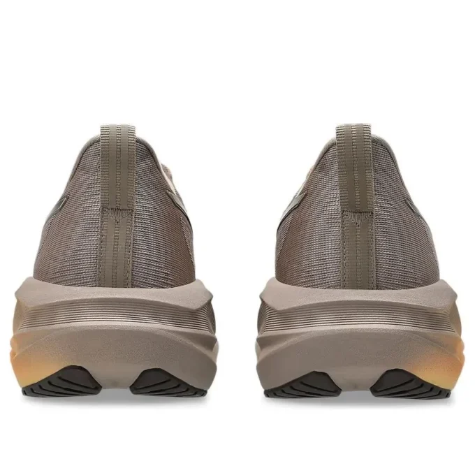 Novablast 5 « Luxe Taupe Grey »
