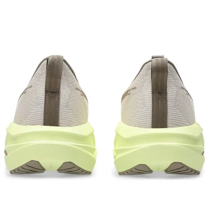 Novablast 5 « Mineral Beige Taupe Grey »