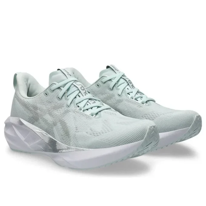 Novablast 5 « Pure Aqua Seal Grey »