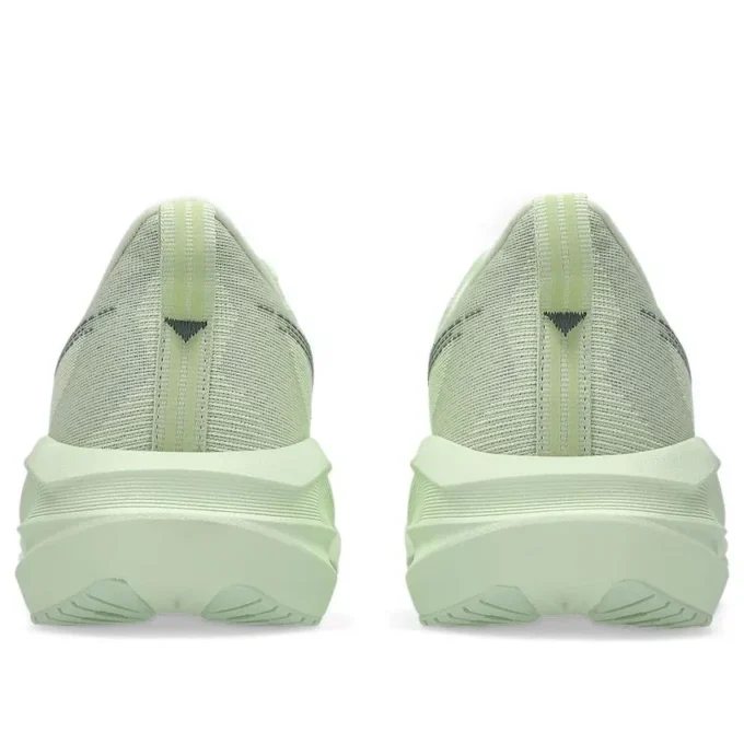 Novablast 5 « Whisper Green Monument Blue »