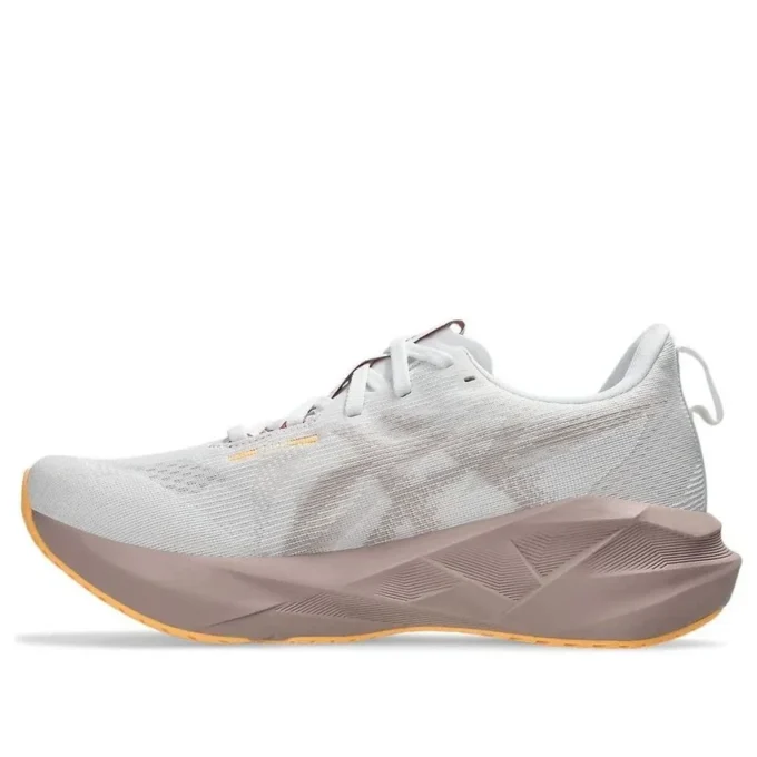 Novablast 5 Wide « White Fawn »