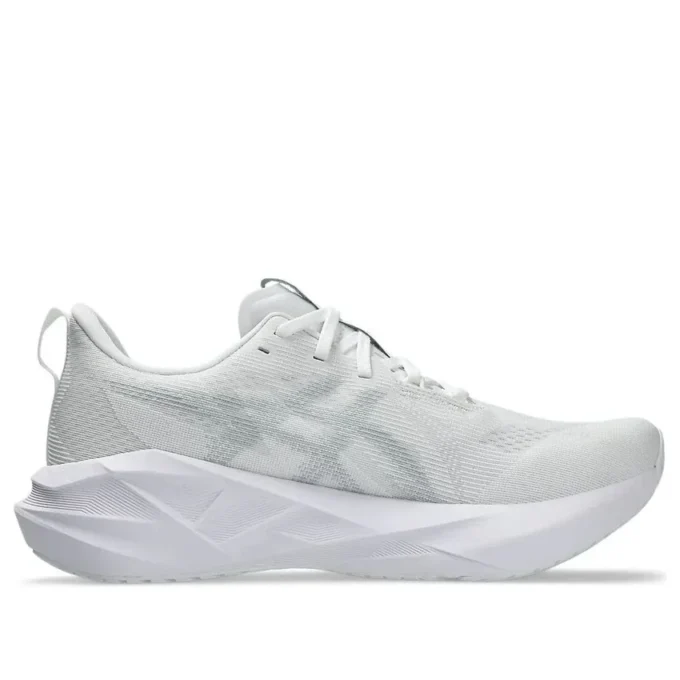 Novablast 5 « White Piedmont Grey »