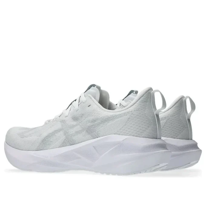 Novablast 5 « White Piedmont Grey »