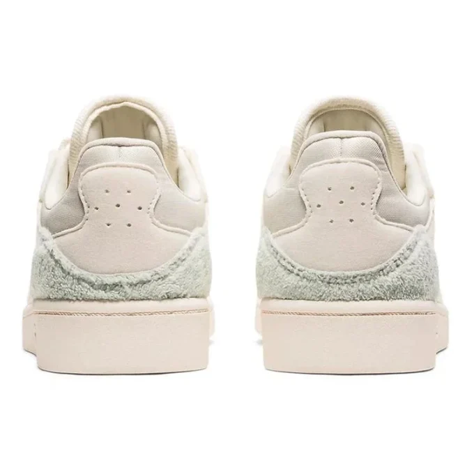 Skycourt « Cream Lichen Rock »