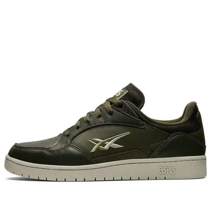 Skycourt « Winterized Olive Swamp Green »
